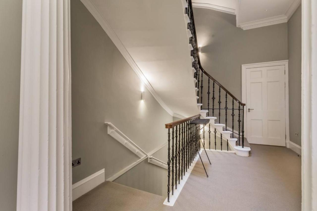 Joivy Spacious And Bright 1Bed Apt, Short Walk From Princes Street Эдинбург Экстерьер фото