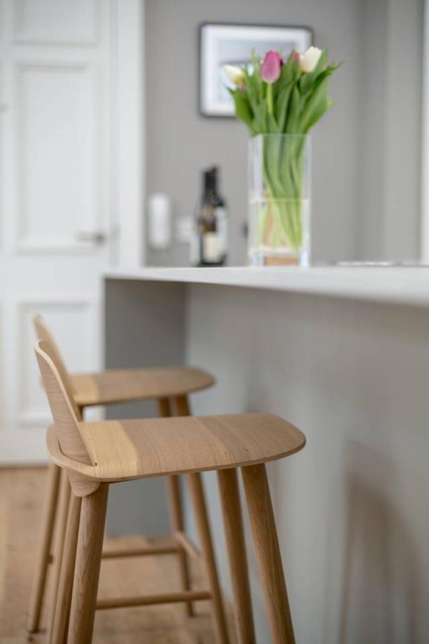 Joivy Spacious And Bright 1Bed Apt, Short Walk From Princes Street Эдинбург Экстерьер фото
