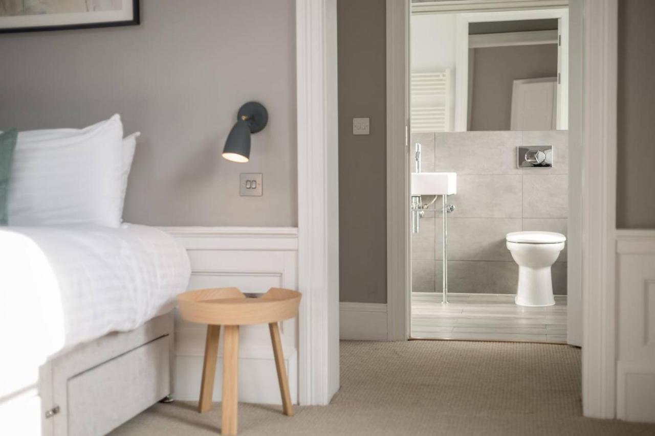 Joivy Spacious And Bright 1Bed Apt, Short Walk From Princes Street Эдинбург Экстерьер фото