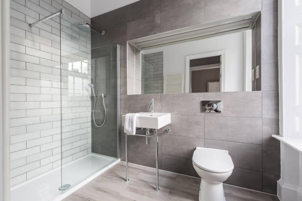 Joivy Spacious And Bright 1Bed Apt, Short Walk From Princes Street Эдинбург Экстерьер фото